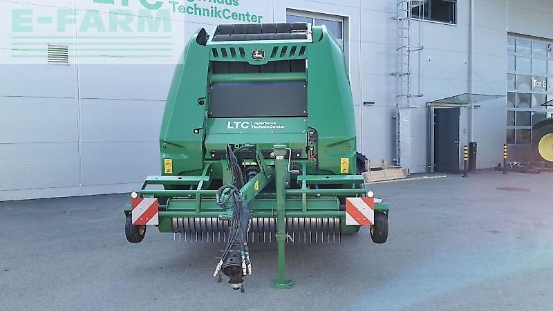 John Deere v 451 m hc25