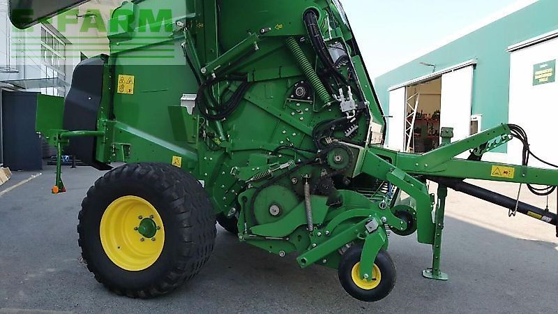 John Deere v 451 m hc25