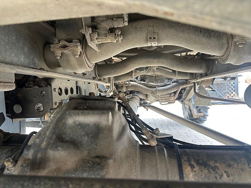 Mercedes-Benz U 4000