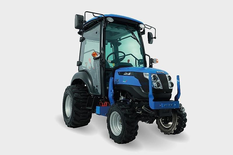 Solis 26 9+9 Kabine Kleintraktor / Ackerstollenbereifung 4x4