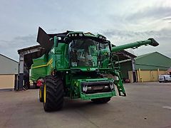John Deere S 7 900