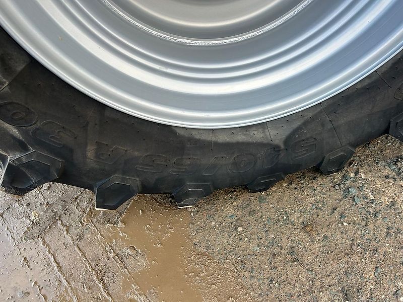 Massey Ferguson 7719S