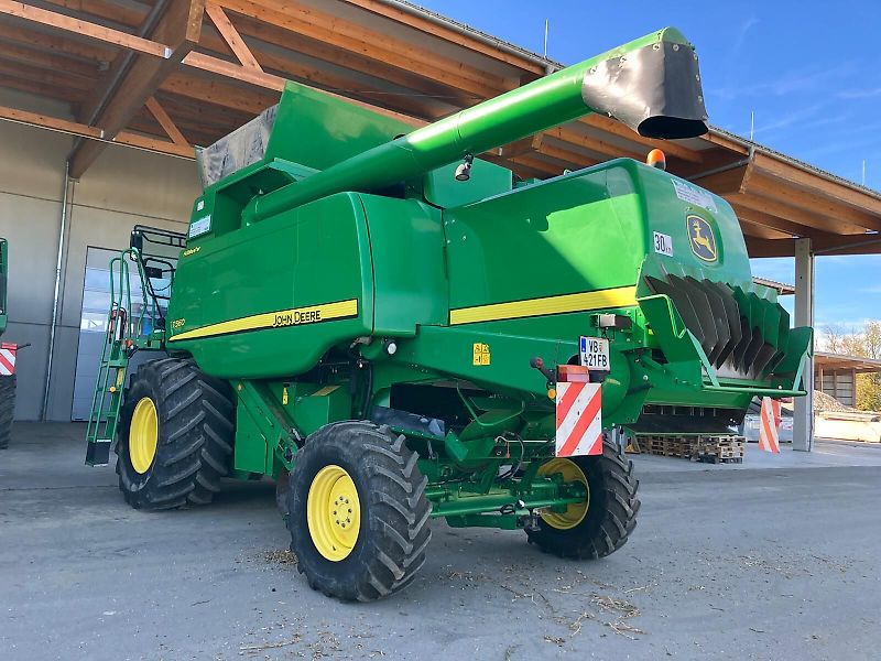 John Deere T560HM