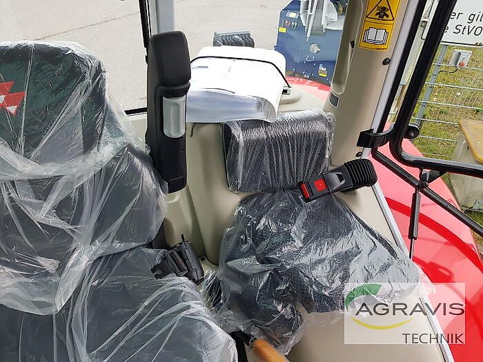 Massey Ferguson MF 5S.125 DYNA-6 MF 5S.125 DYNA-4