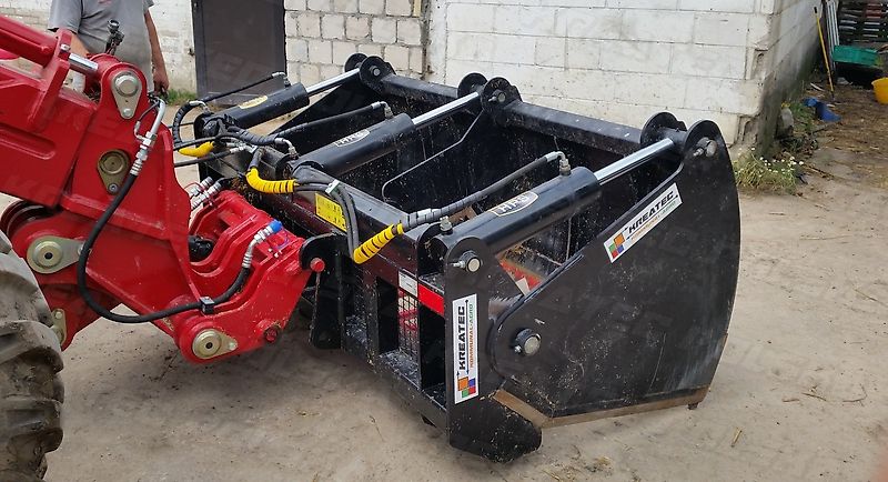 KREATEC Silagebeissschaufel / Silageschneidzange / Silageschneider 2,4m mit 3 Zylindern, mit Hardox