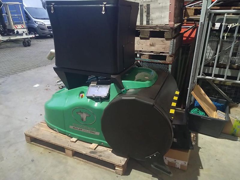 Futterschieber, Fütterungsroboter Butler GOLD Ausstellungsgerät