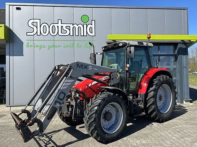 Massey Ferguson 5445 Dyna-4