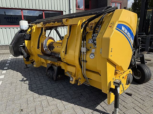 New Holland 300FPE Gras Pickup
