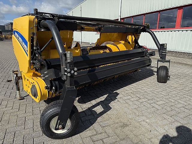 New Holland 300FPE Gras Pickup
