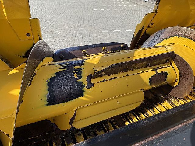 New Holland 300FPE Gras Pickup