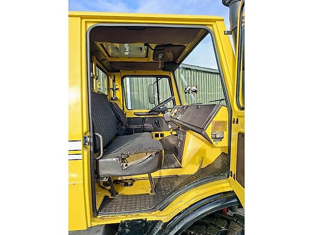 Mercedes-Benz Unimog U1650