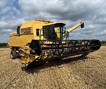 New Holland TX68 Combine
