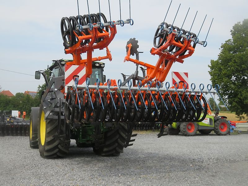 AgroXX TRIPLE-X 4.8-16 ZINKEN MULCHGRUBBER PREMIUM --