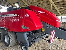 Massey Ferguson 2270 Baler