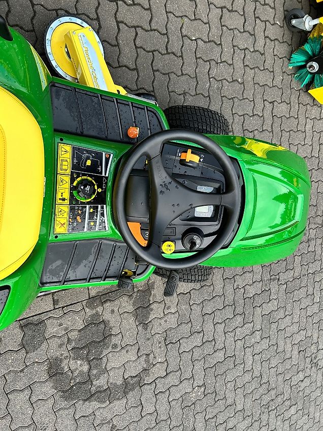 John Deere X590 Feucht