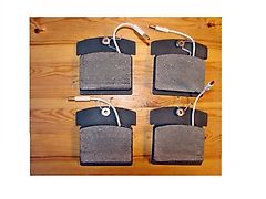 Renault Bremsbeläge RENAULT AGRI 30KM/H 7701201653