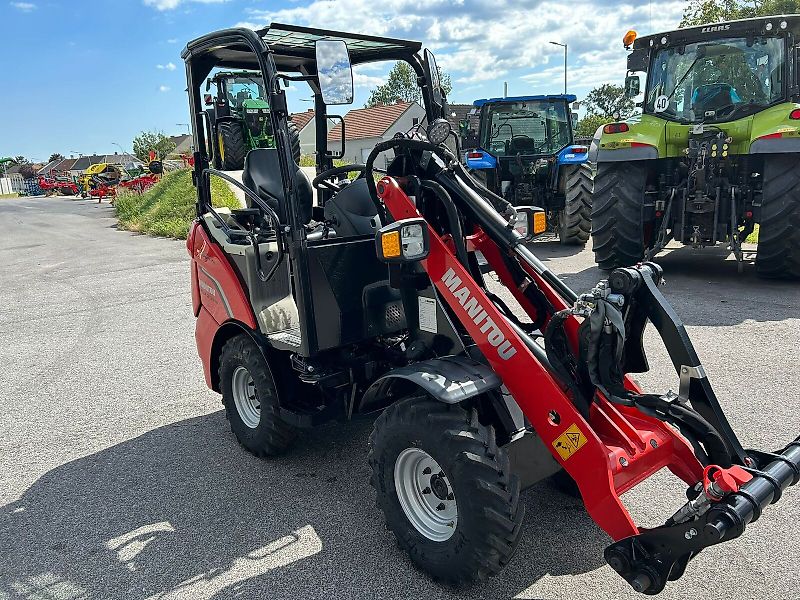 Manitou Hoflader MLA 2-25