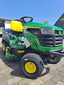 John Deere X167R