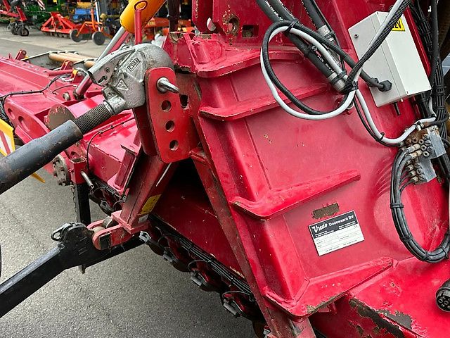 Vredo ZB3 8750 zodenbemester