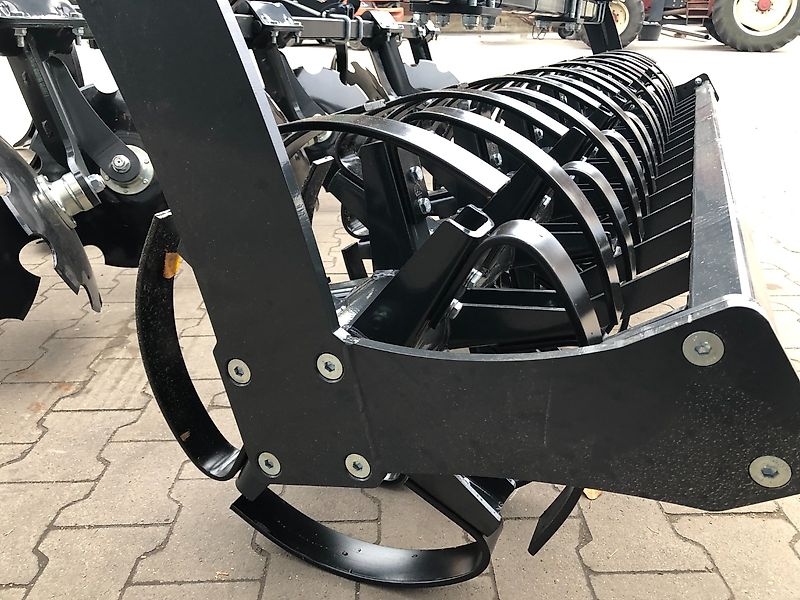 Agroland Mulchgrubber Flügelschare Federstahlwalze LED-Beleuchtung 3m