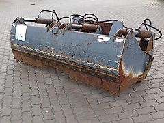 Manitou m. Manitou-Aufnahme