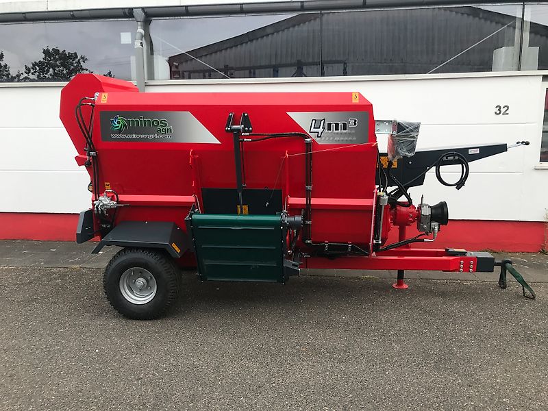 Minos Agri Futtermischwagen T-YYKM 4K