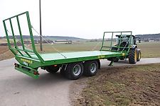 Pronar T 024 M Ballenwagen 12 to Tandemachser