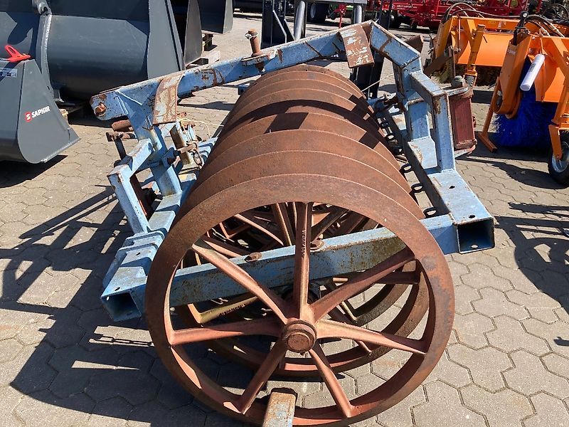 Silo-Wolff Packer mit Nachläufer