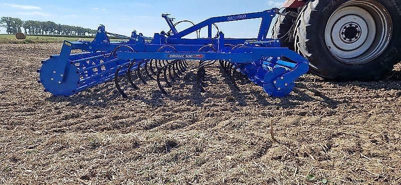 Namyslo Saatbeetbereitung / Seedbed cultivator / Combiné de préparation / Argegat para cultivo poco profundo / Argegat do płytkiej uprawy Organic 5 m