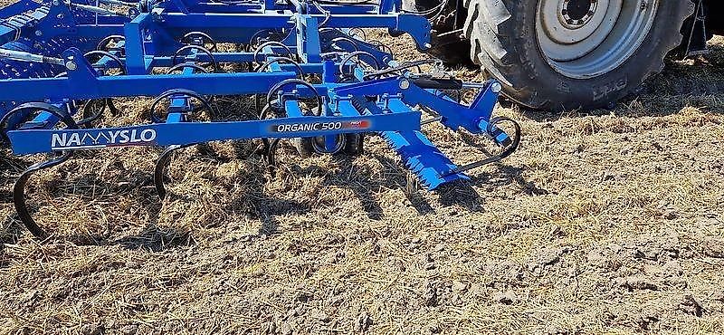 Namyslo Saatbeetbereitung / Seedbed cultivator / Combiné de préparation / Argegat para cultivo poco profundo / Argegat do płytkiej uprawy Organic 5 m