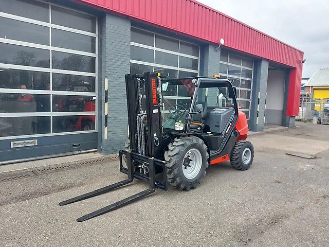 Manitou MC25-4