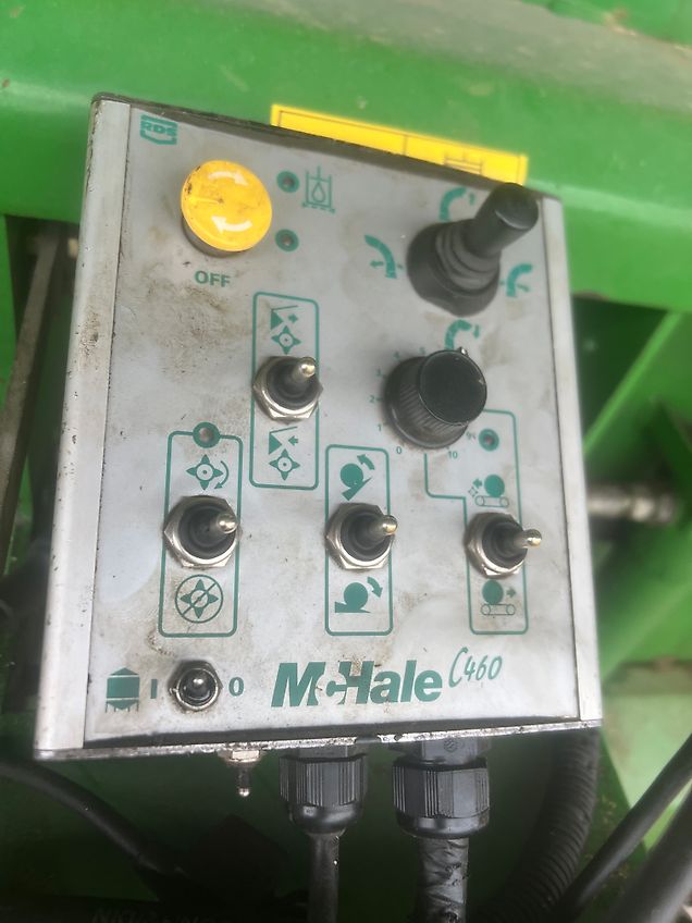 McHale C460 Straw Bedding Machine