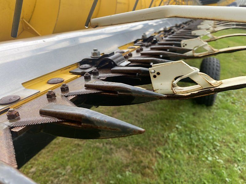 New Holland 760 CG VARIFEED