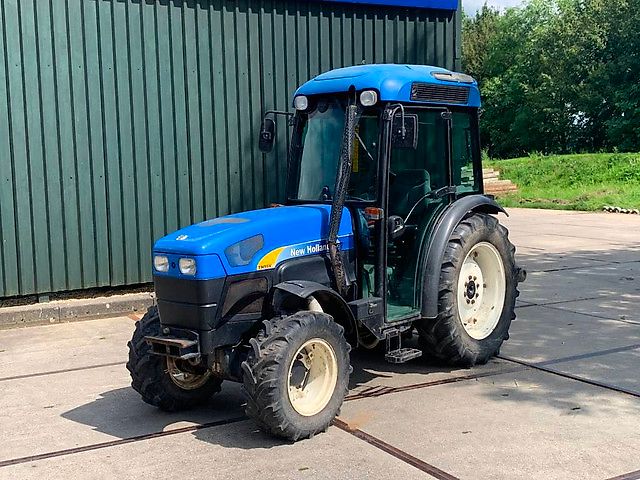 New Holland TN95VA