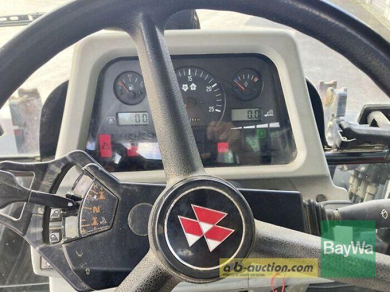 Massey Ferguson 5445 DYNA 4