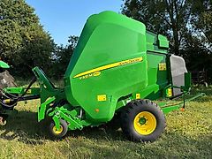 John Deere V451M