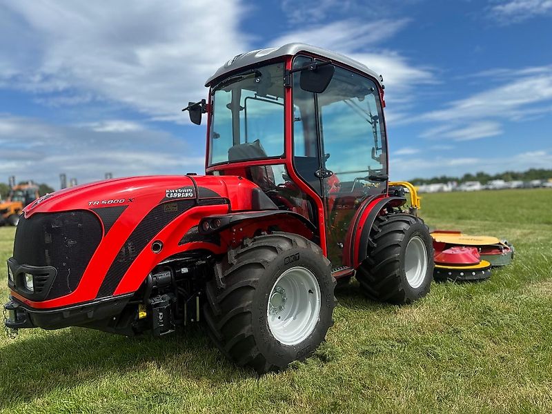 Carraro Antonio Carraro Infinity TR 5800 Solarparkmäher Kommunalschlepper stufenloses Getriebe Spezialtraktoren Solarpark Hangschlepper Bergschlepper Lohnunternehmen Ilmer Sichelmäher