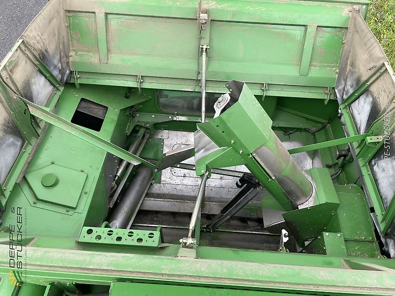 John Deere T560 HillMaster mit 620R und Rapstisch