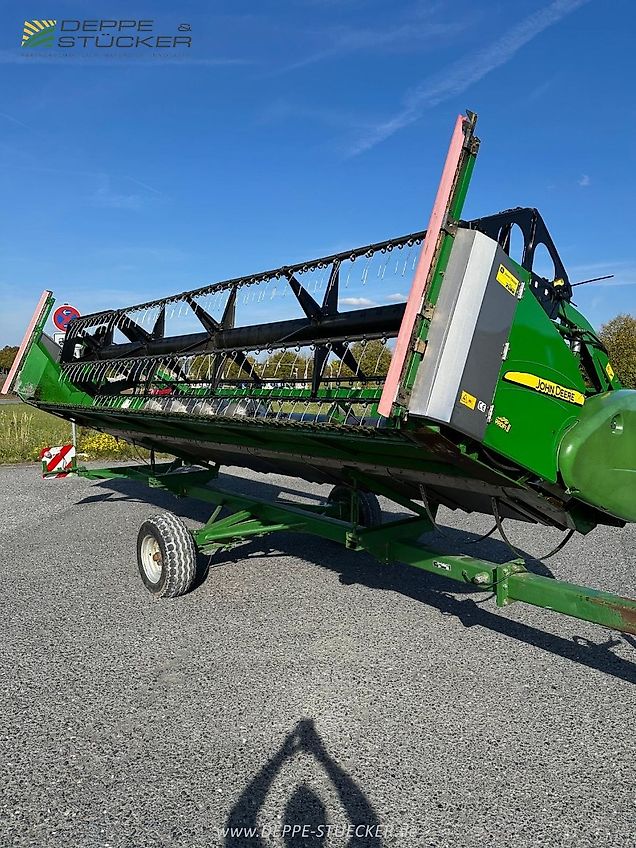 John Deere T560 HillMaster mit 620R und Rapstisch