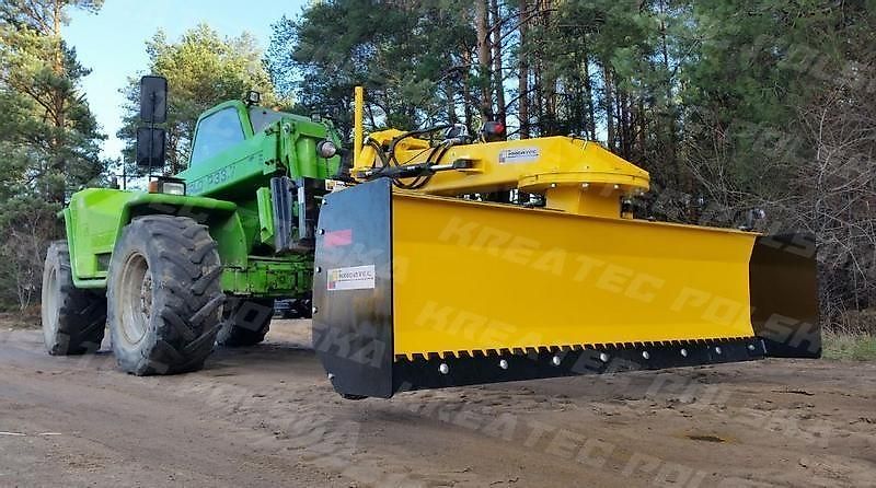 Kreatec Planierschild mit Fahrwerk 2,7m und 3m