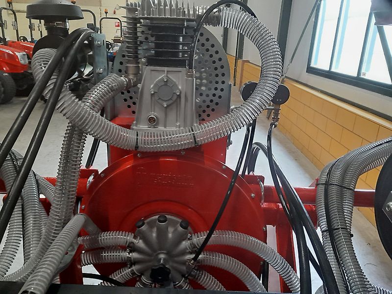 Agricola Italiana Groentezaaimachine