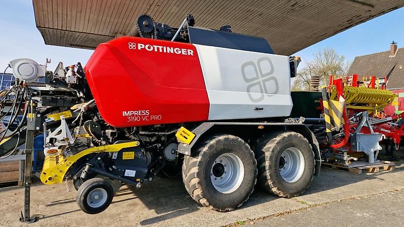Pöttinger Rundballenpresse Presswickelkombination IMPRESS 3190
