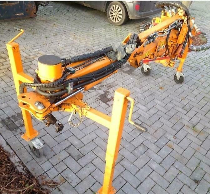 Dücker Randstreifenmäher UNA 800 DUA Mähausleger Böschungsmulcher Unimog u400 500