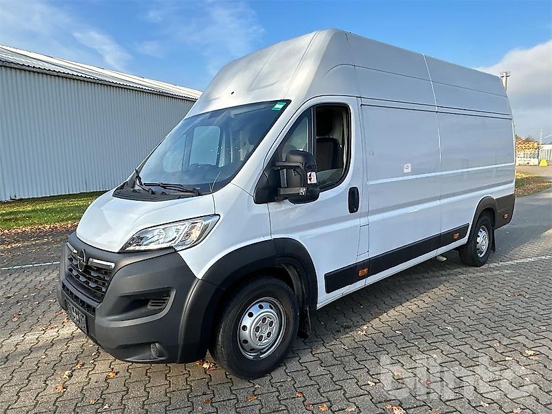 Opel Movano